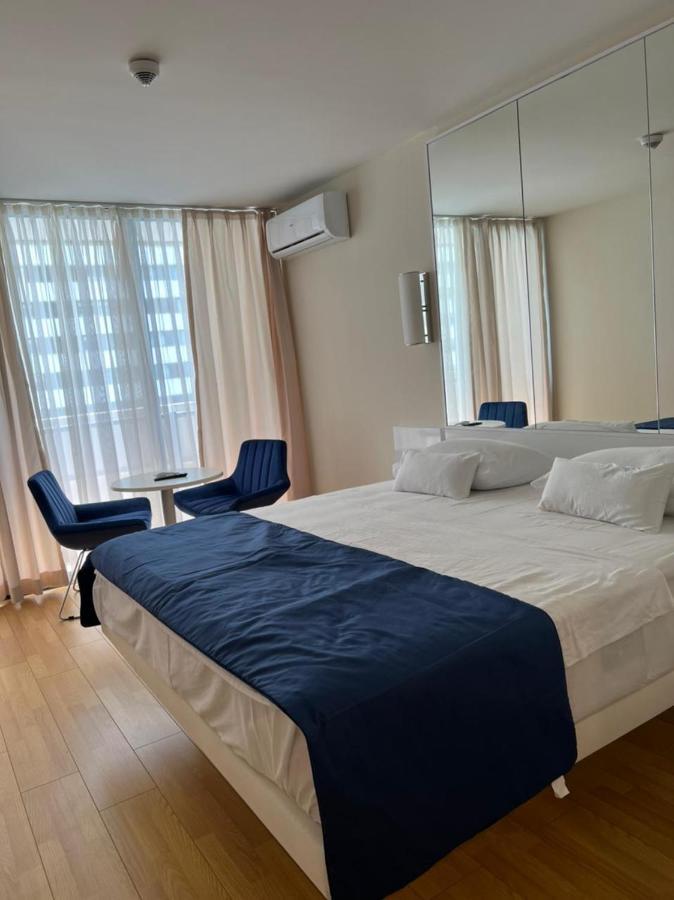 Orbi City Lux Apartment Батуми Экстерьер фото
