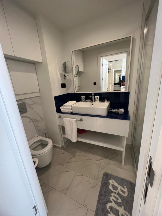 Orbi City Lux Apartment Батуми Экстерьер фото